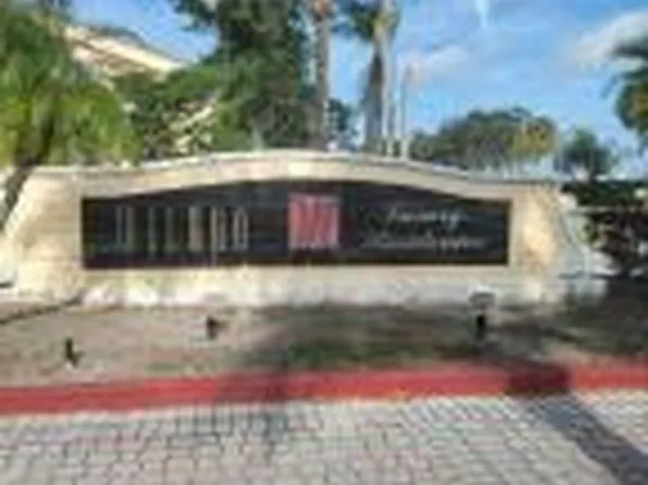 1749 Village Boulevard #107, West Palm Beach, FL 33409