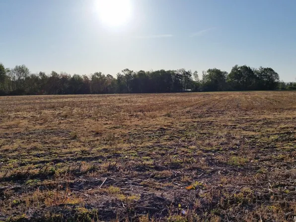 120 Old Main Road, Pembroke, NC 28372