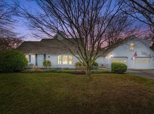 278 Riverview Ln, Barnstable, MA 02630