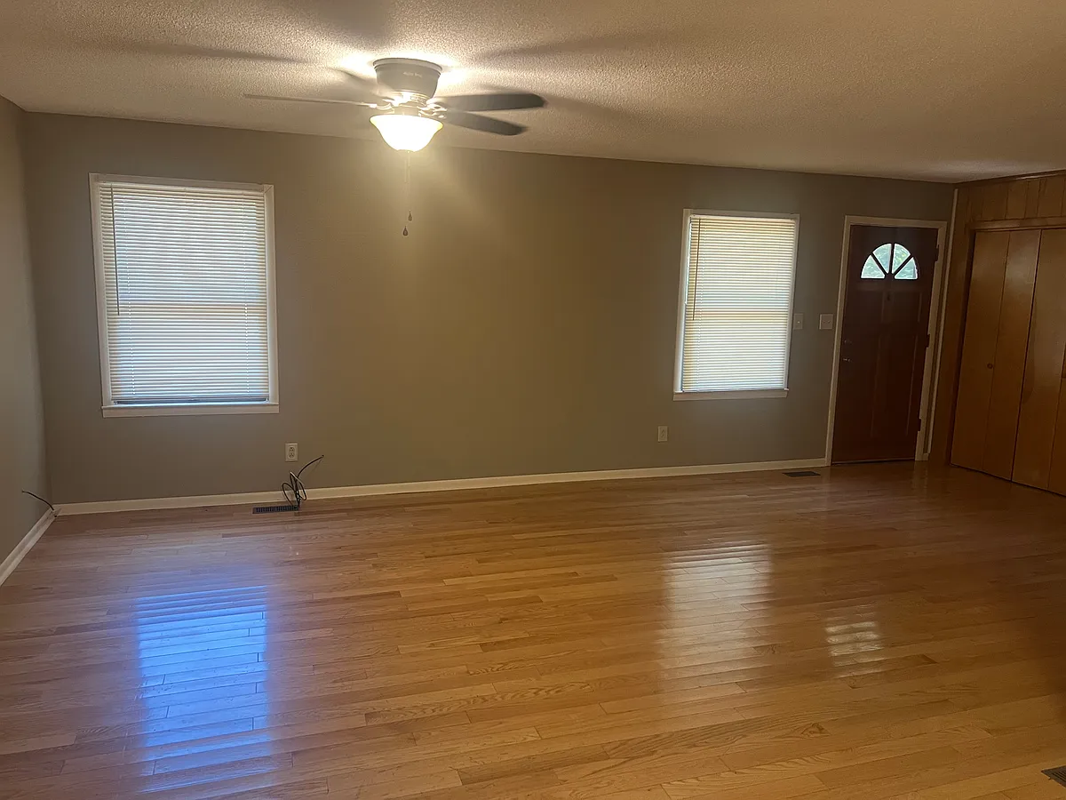 Building Photo - 509 W Limestone Rd #B