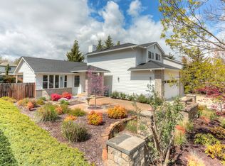 777 Capella Cir, Ashland, OR