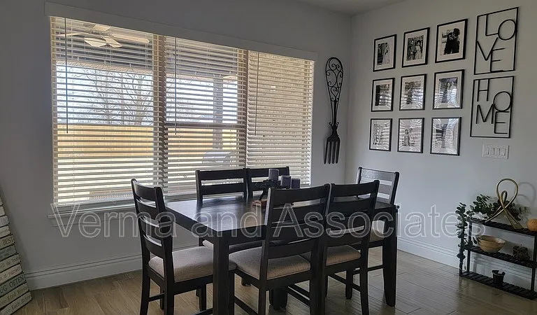1890 Sunrise Cir — Photo 6