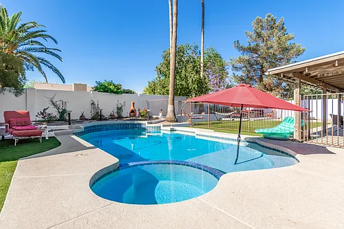 1010 E Wescott Dr Photo 1