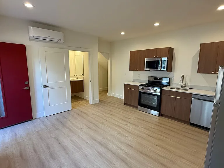 2809 SE Washington St., Units 1a-1d and 2a-2d K85 — Photo 18