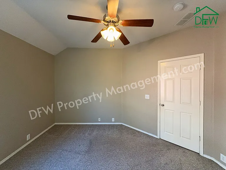 3024 Peppercorn Dr — Photo 31