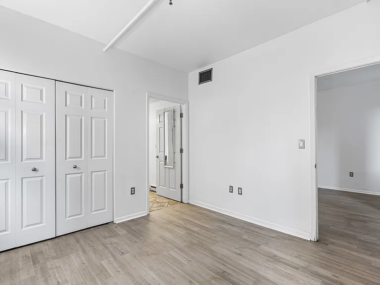444 17th St #1-409 — Photo 10