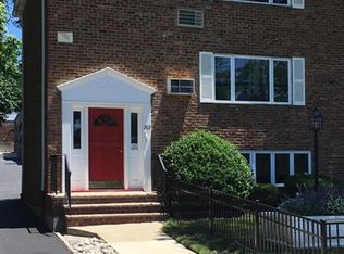 283 Spring St APT A, Red Bank, NJ 07701