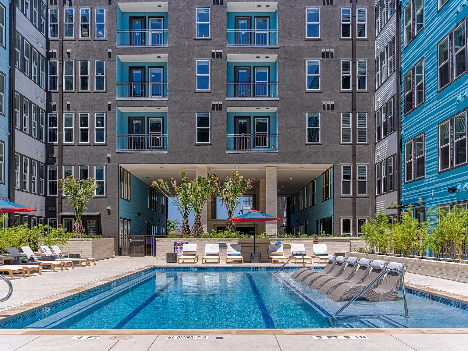 Alexan Riverside — Photo 2