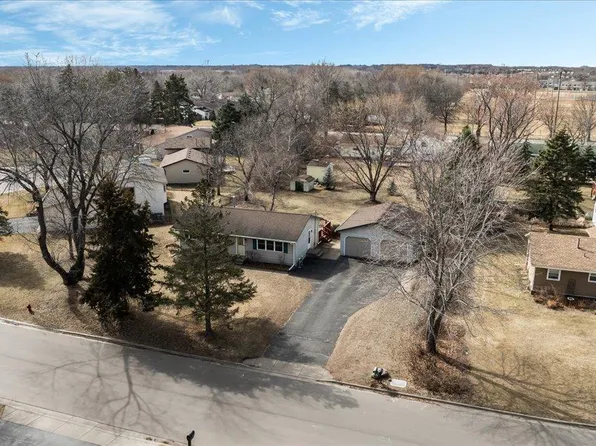 11309 Sumter Ave N, Champlin, MN 55316