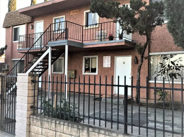 12528 Vanowen St APT 2, North Hollywood, CA 91605