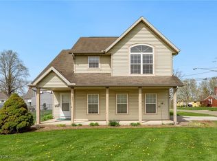1061 Roosevelt St NE, Massillon, OH
