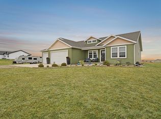 13661 Cherry St NW, Williston, ND 58801