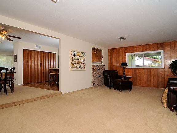 5th image of 8909 New Dawn Dr