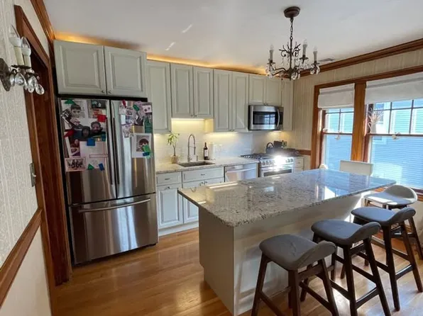 22 Bayard St, Allston, MA 02134