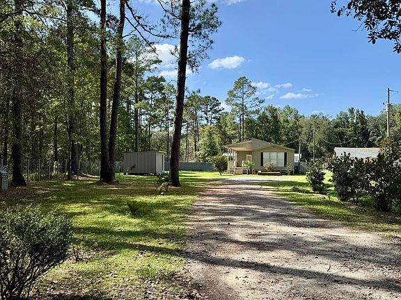 4th image of 235 Forest Cv