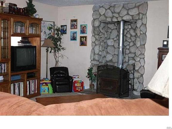 4th image of 647 Moreno Ave