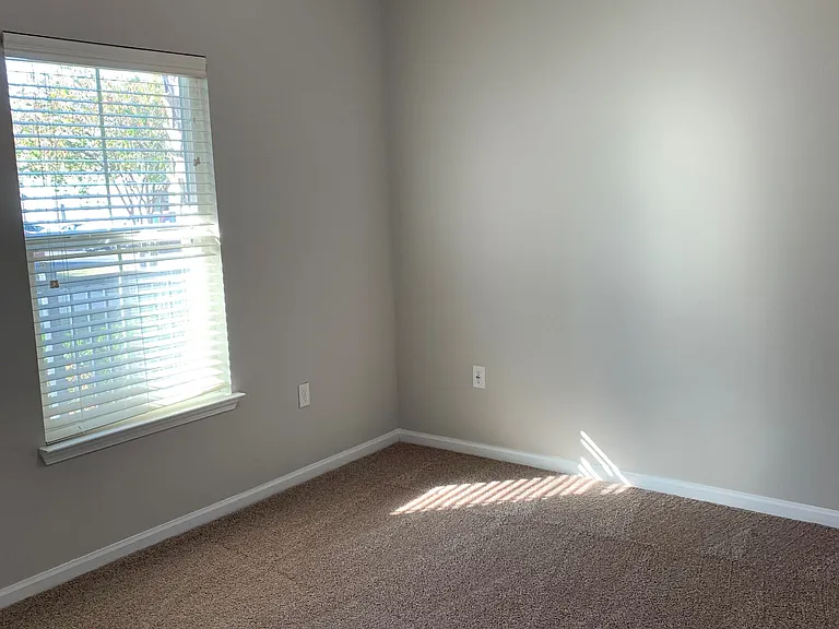 Perdido Isle Apartment Homes — Photo 45