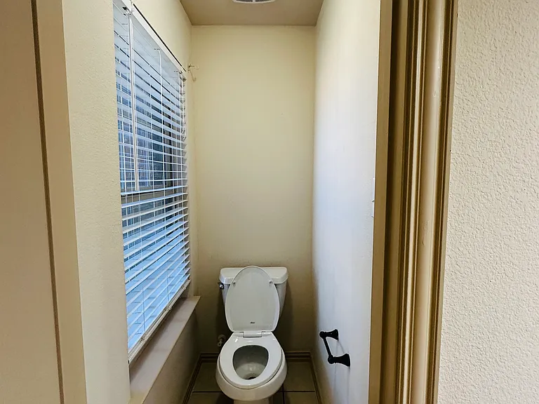 2249 Salado Dr — Photo 27