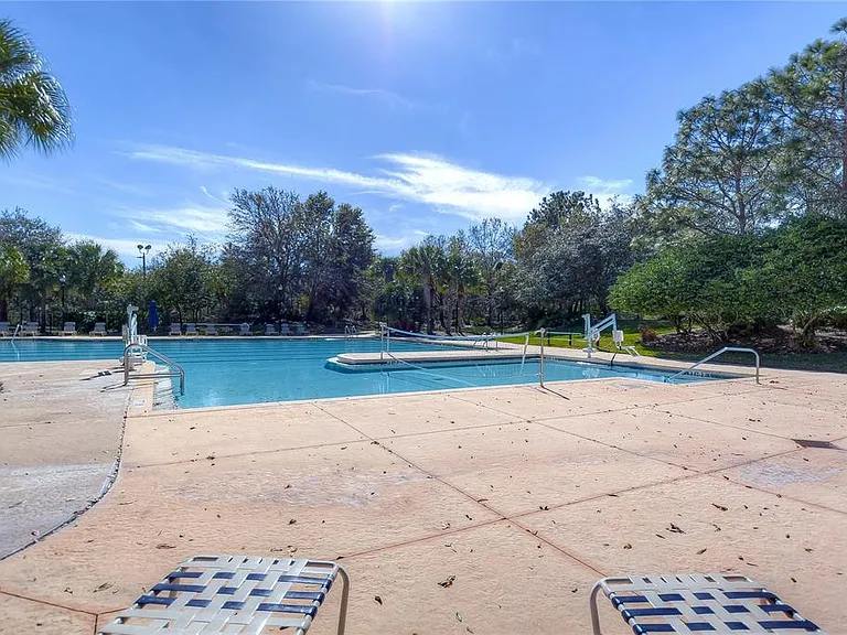 15849 Fishhawk View Dr — Photo 35