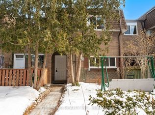 20 Tandridge Cres #827, Toronto, ON M9W 2P2