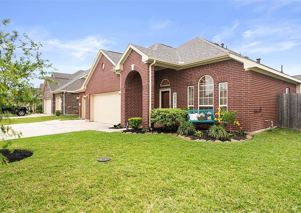 1st image of 2873 Ginger Cove Ln