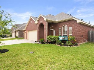 2873 Ginger Cove Ln, Dickinson, TX 77539