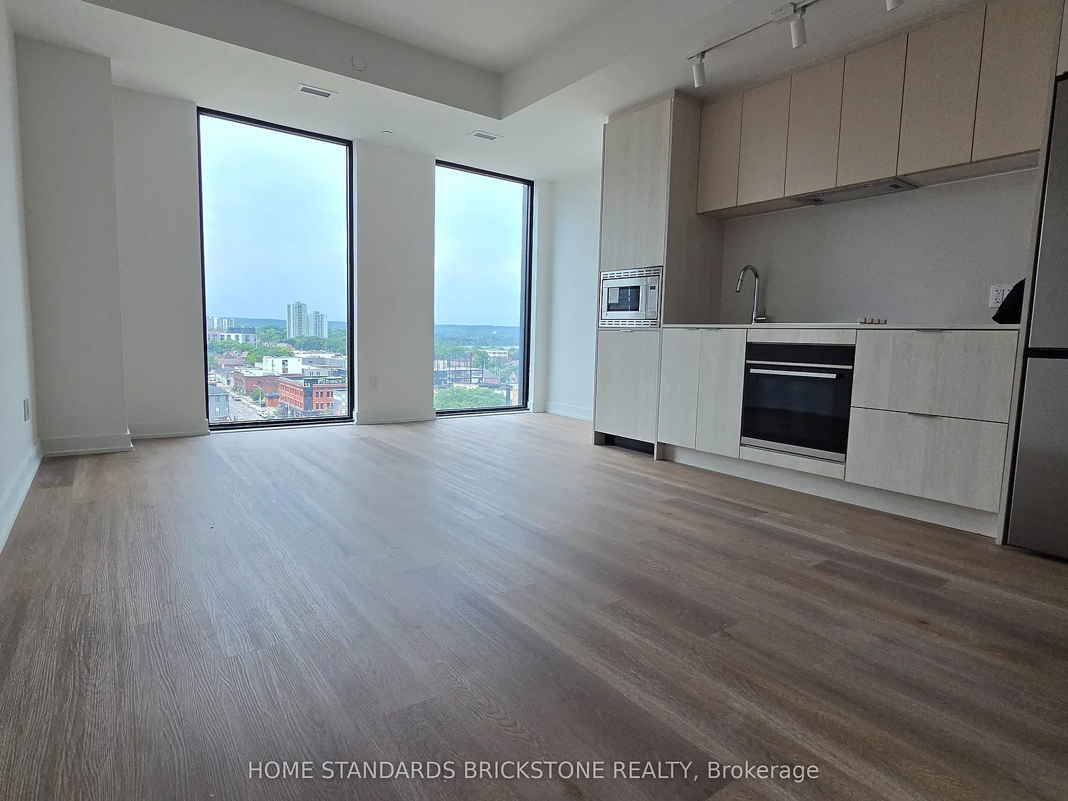 1 bed, $1,800 — Photo 4