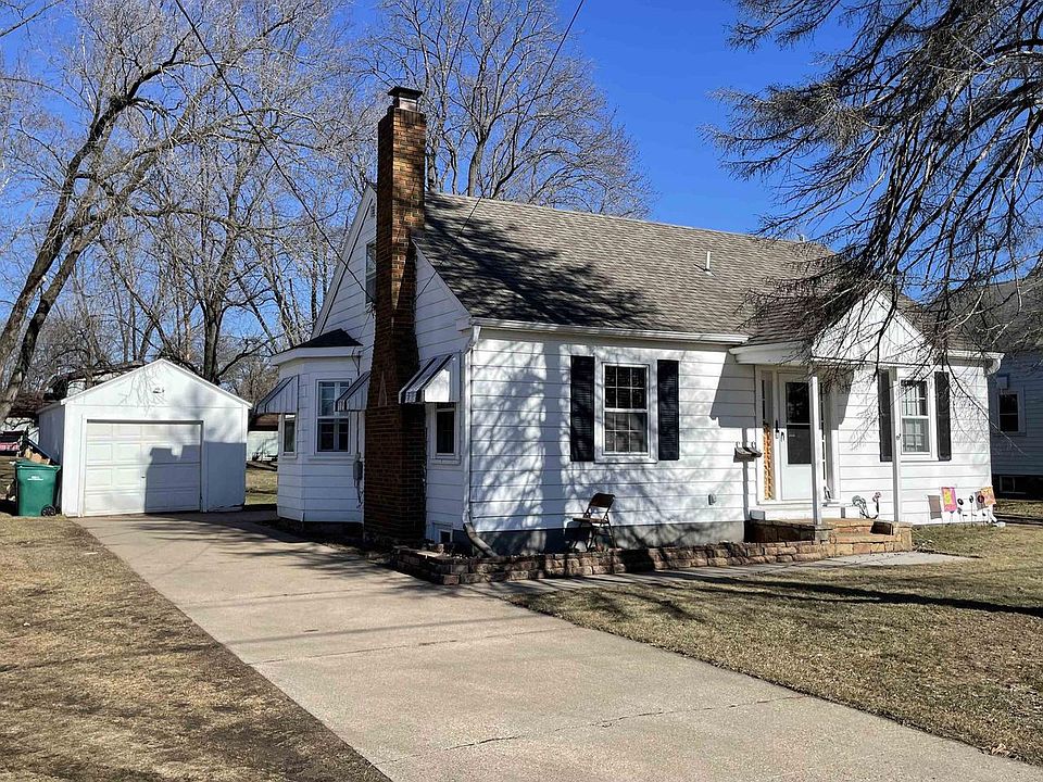 1st image of 266 WOOD AVENUE