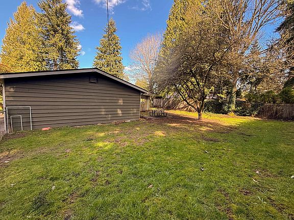 3rd image of 8328 200th St SW