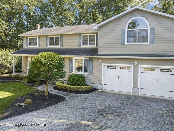 5th image of 15 Chelsea Court