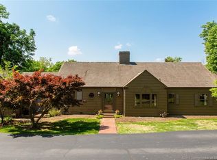 1313 Dent Ave, New Albany, IN 47150