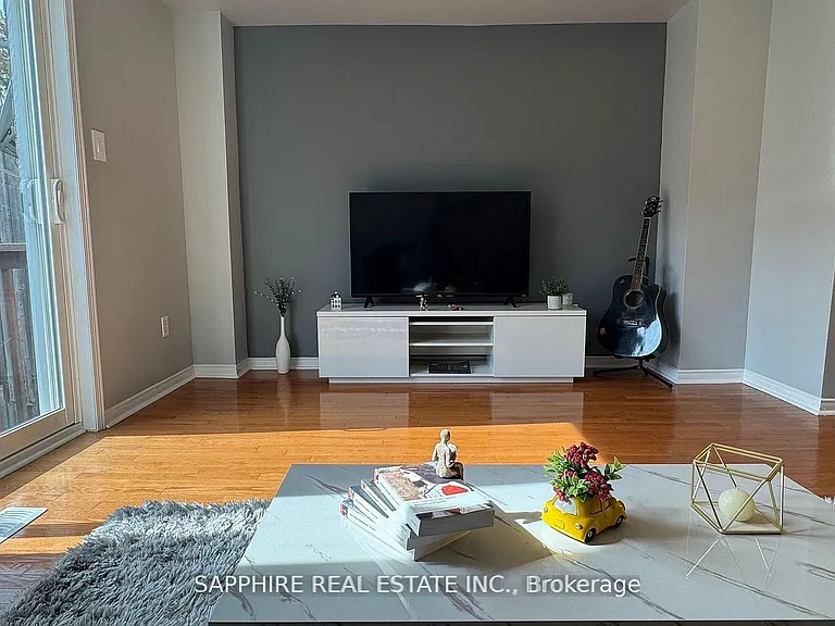 3255 Redpath Cir — Photo 16