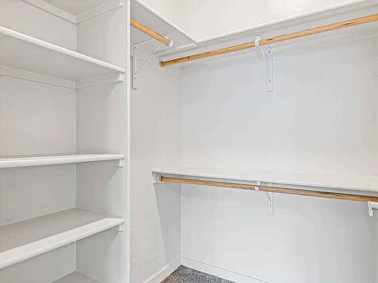 Quail Point Apartments — Photo 8