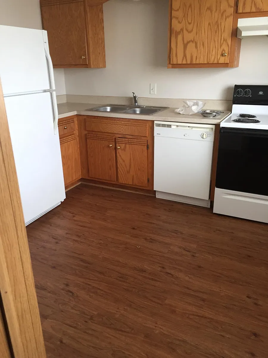 Building Photo - 1836 Guion St #2
