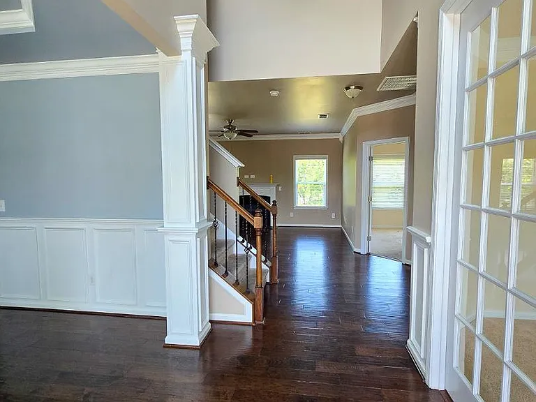122 Windrush Ln — Photo 3