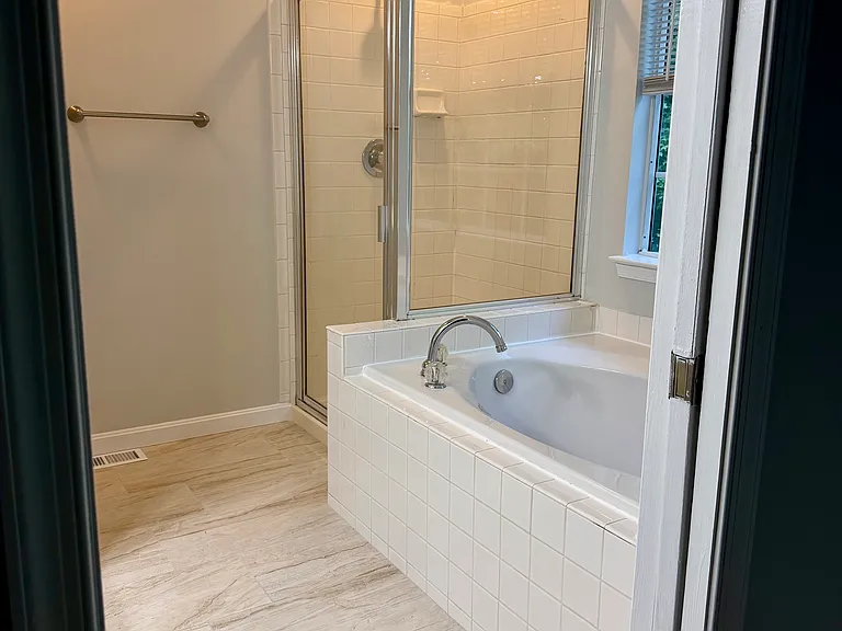 10853 Sherwood Hill Rd — Photo 10