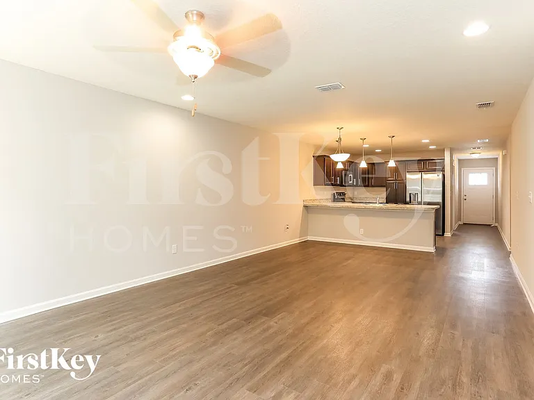 11385 Margarets Landing Pl — Photo 4