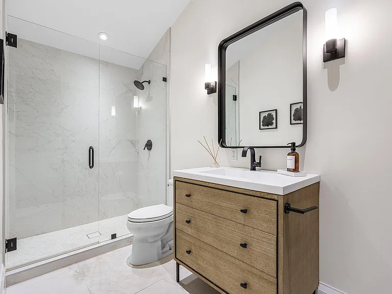 11863 Lake Shore Pl — Photo 30
