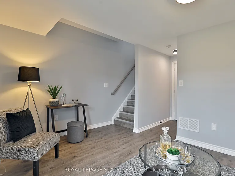 45 Edenrock Dr — Photo 20