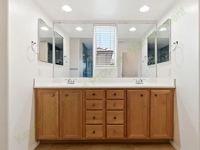 2956 E Megan St — Photo 24