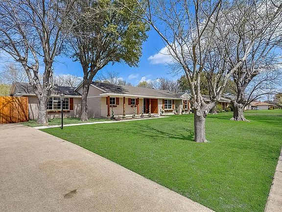 3rd image of 535 Park Ln