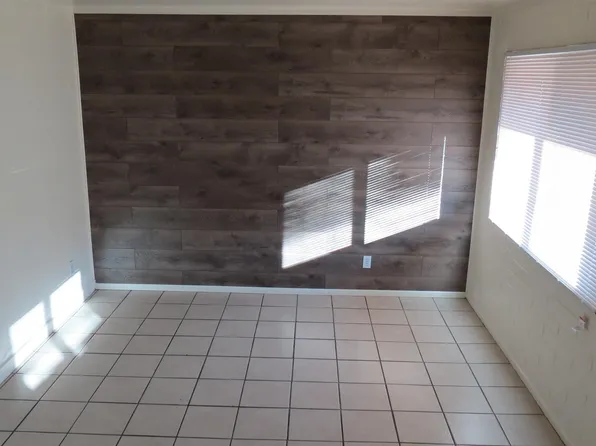 4329 North Longview Avenue