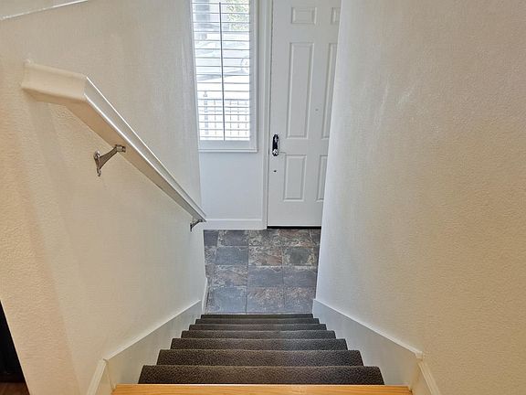 5th image of 540 Adeline Ave