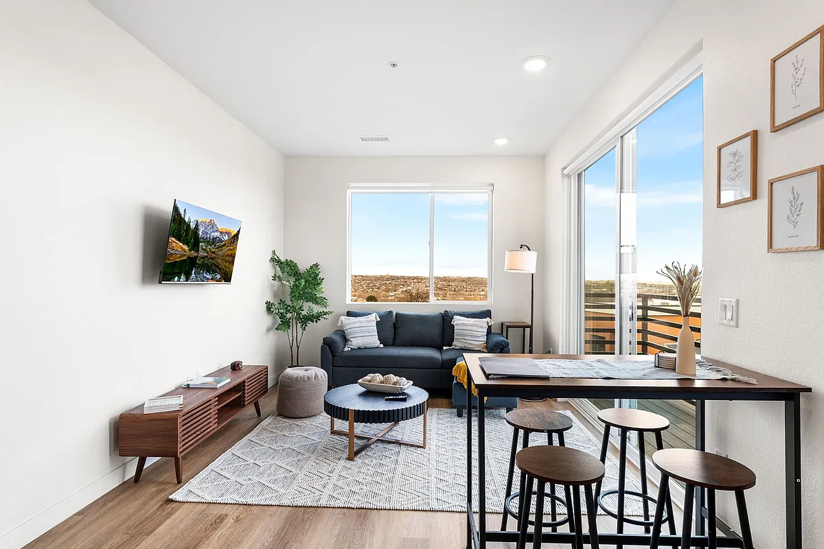 Building Photo - Enso Zen Apartments