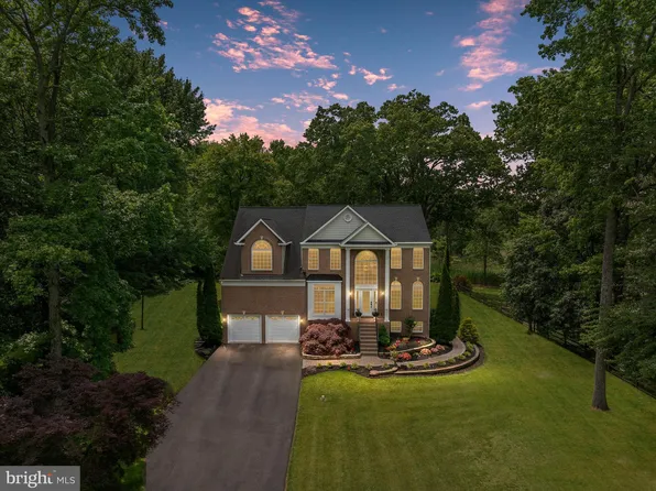 1015 S Creek View Ct, Churchton, MD 20733