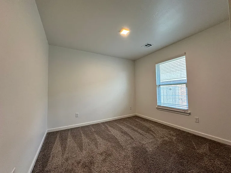 1113 Magnolia Dr — Photo 35
