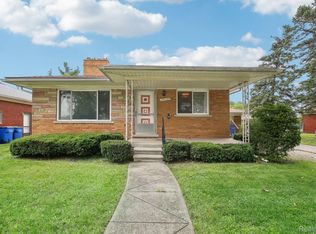 29135 Geraldine Ct, Warren, MI 48093