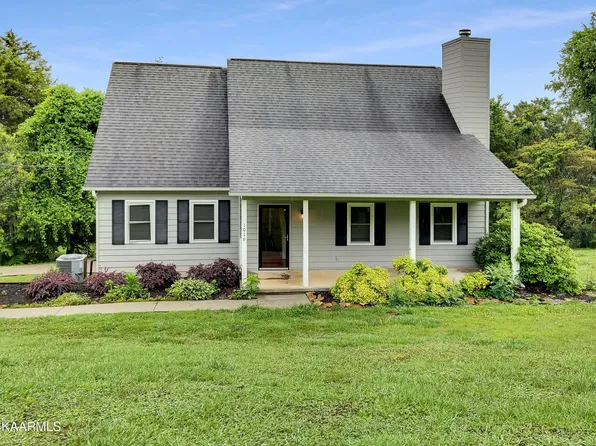1016 Crooked Oak Dr, Lenoir City, TN 37771