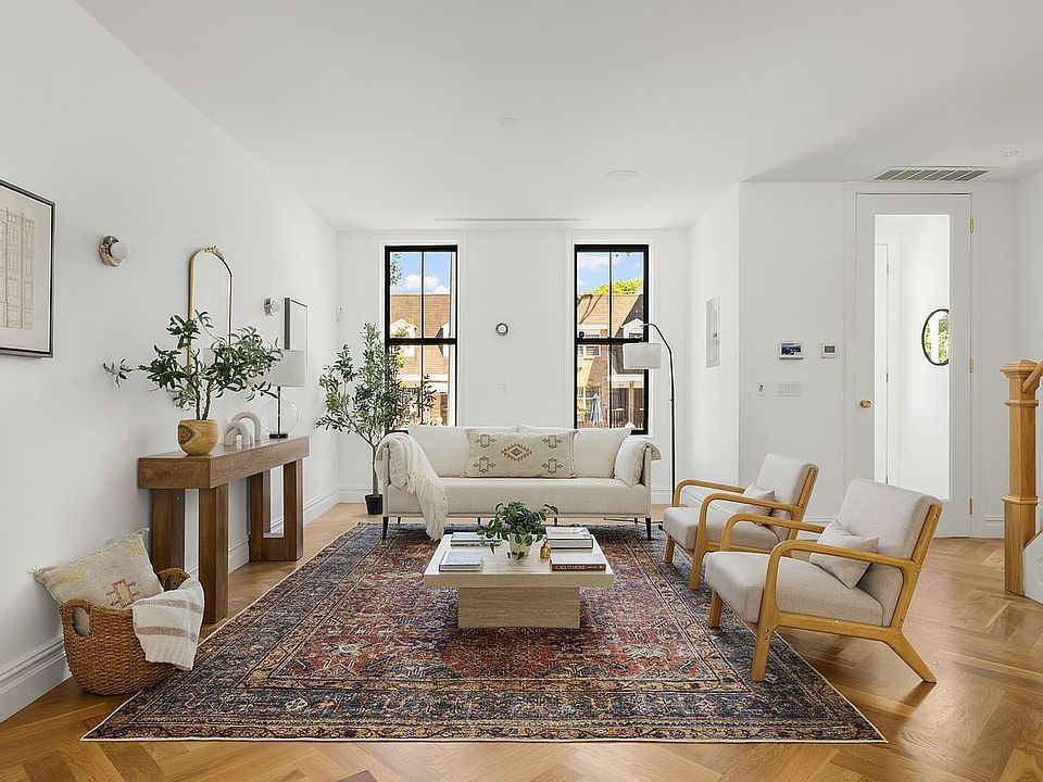 1st image of 1147 Hancock St