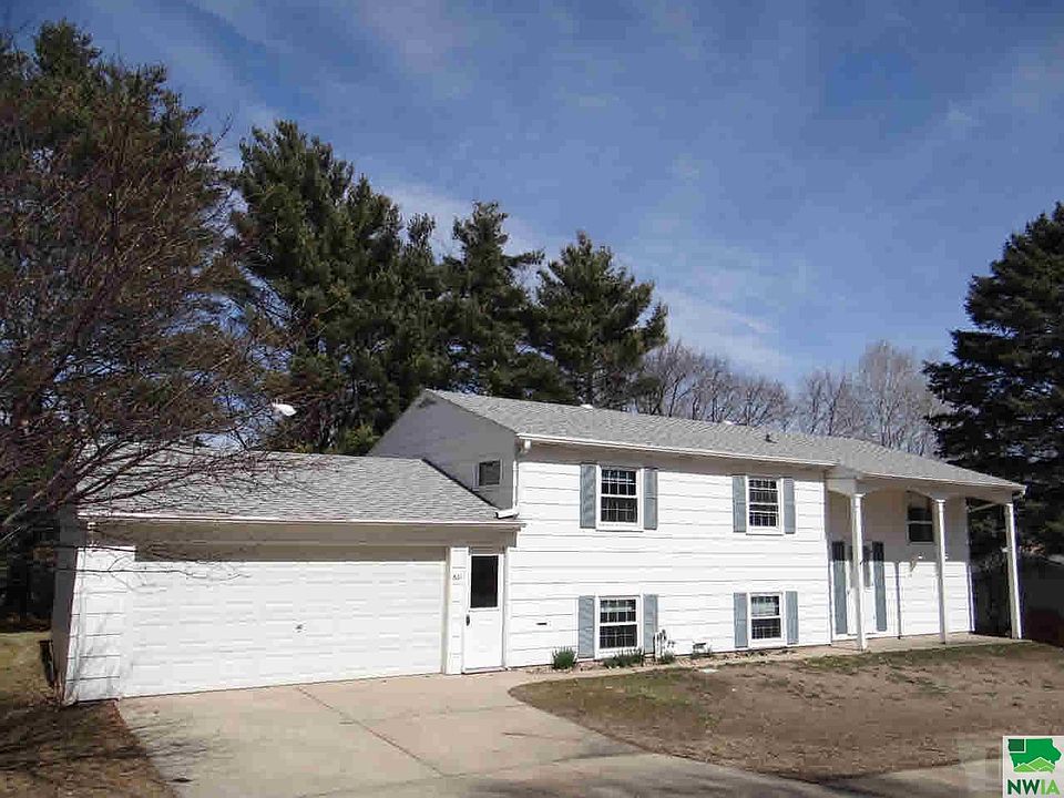 1st image of 601 N Lynn Dr
